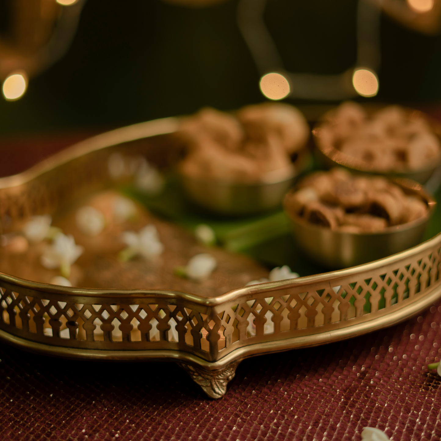 Anupama Oval Platter