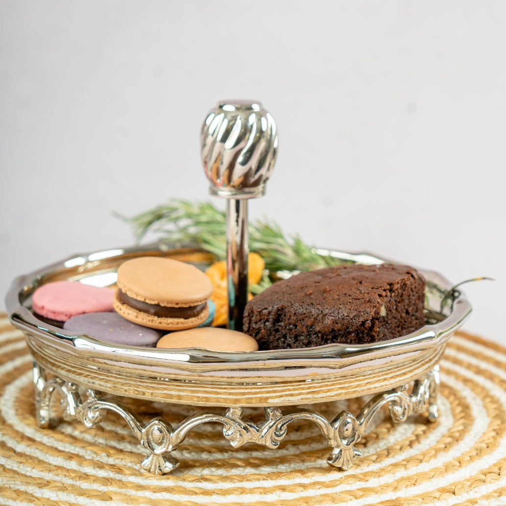 Bombay Elegance Stand