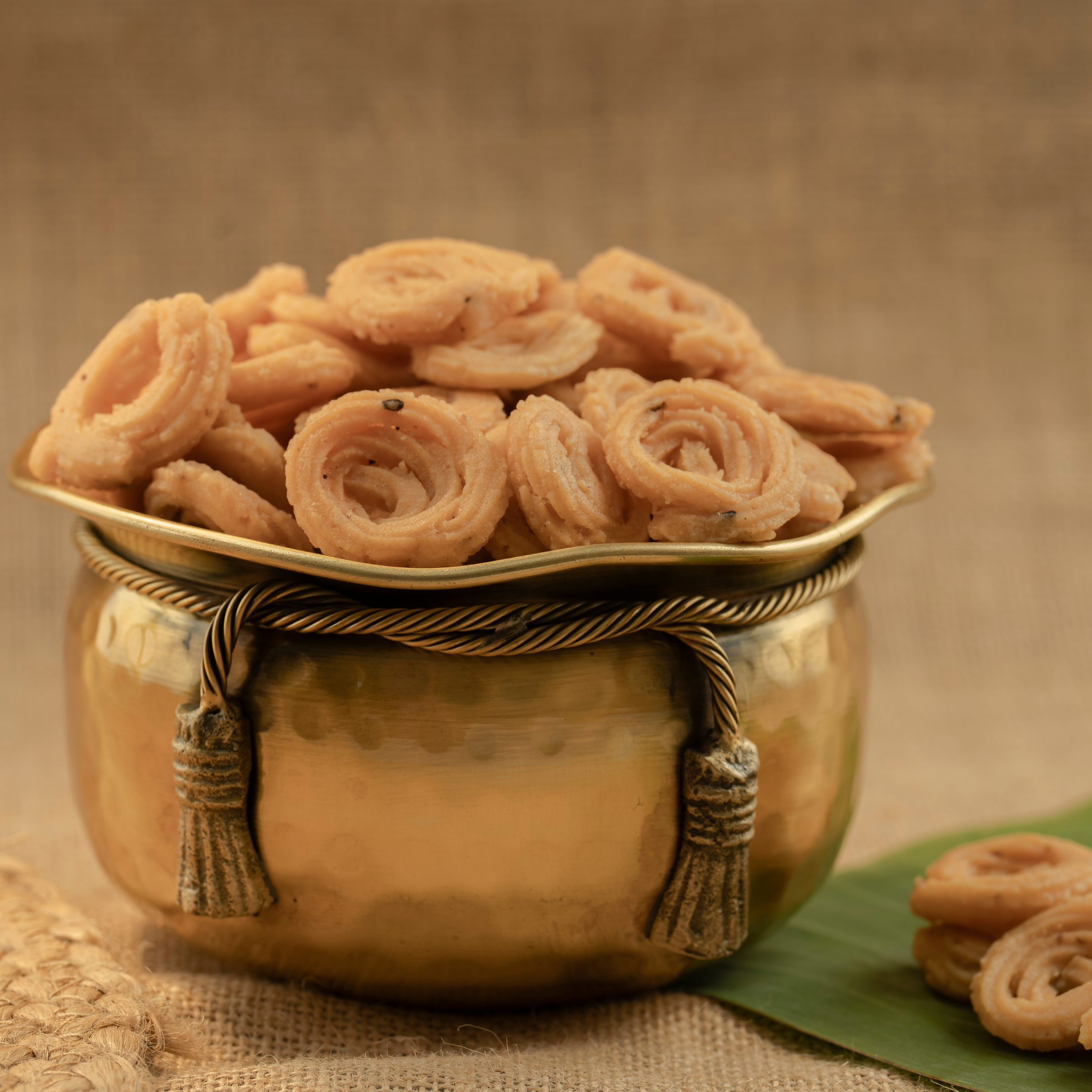 Knot on the Neck Big Bowl