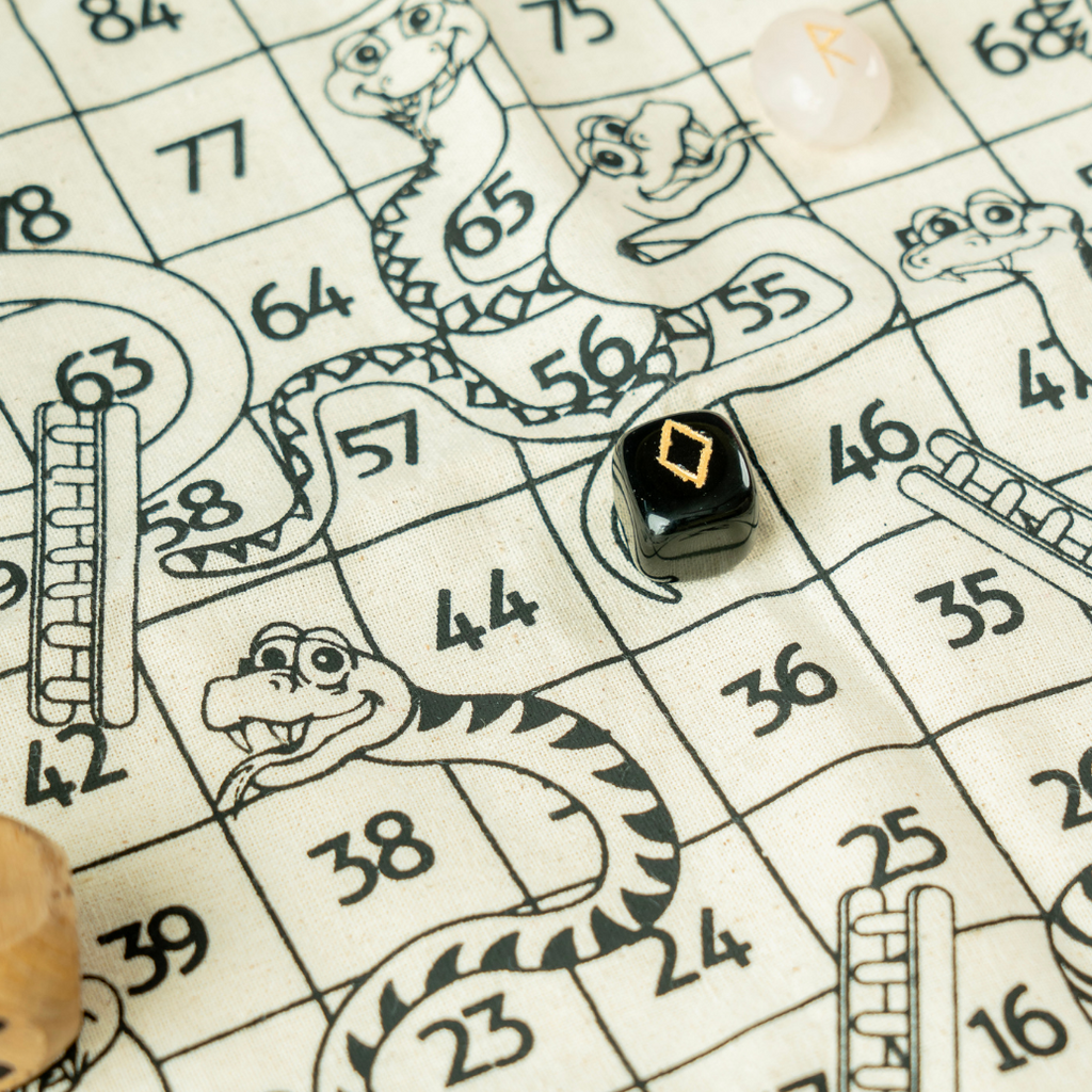 Mystic Paths – Roll, Reveal, Ascend