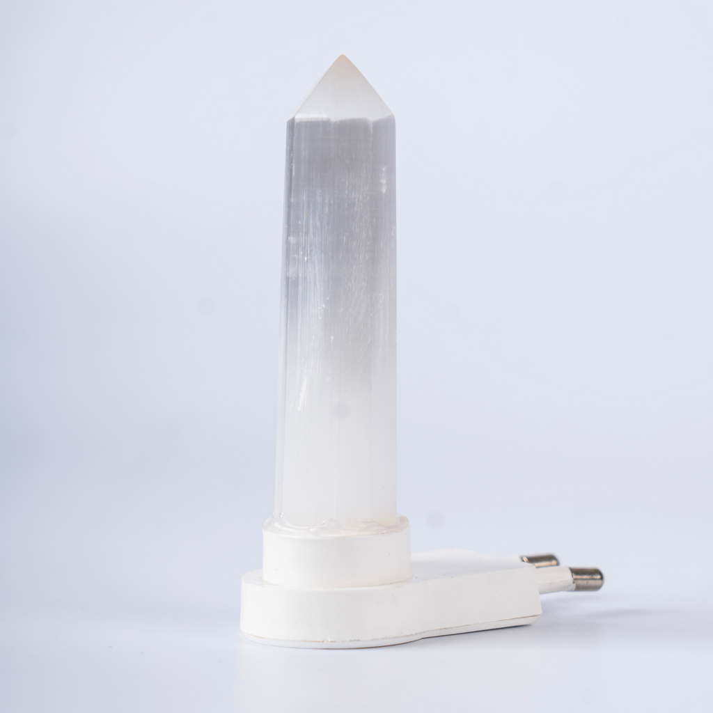 “Solar Glow” – Orange Selenite Lamp