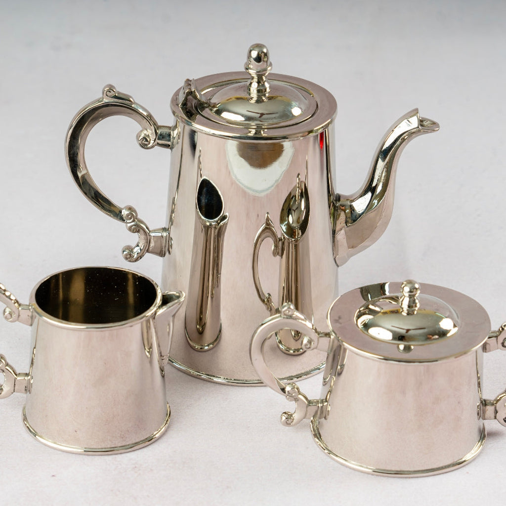 The Raj Court Tea Set