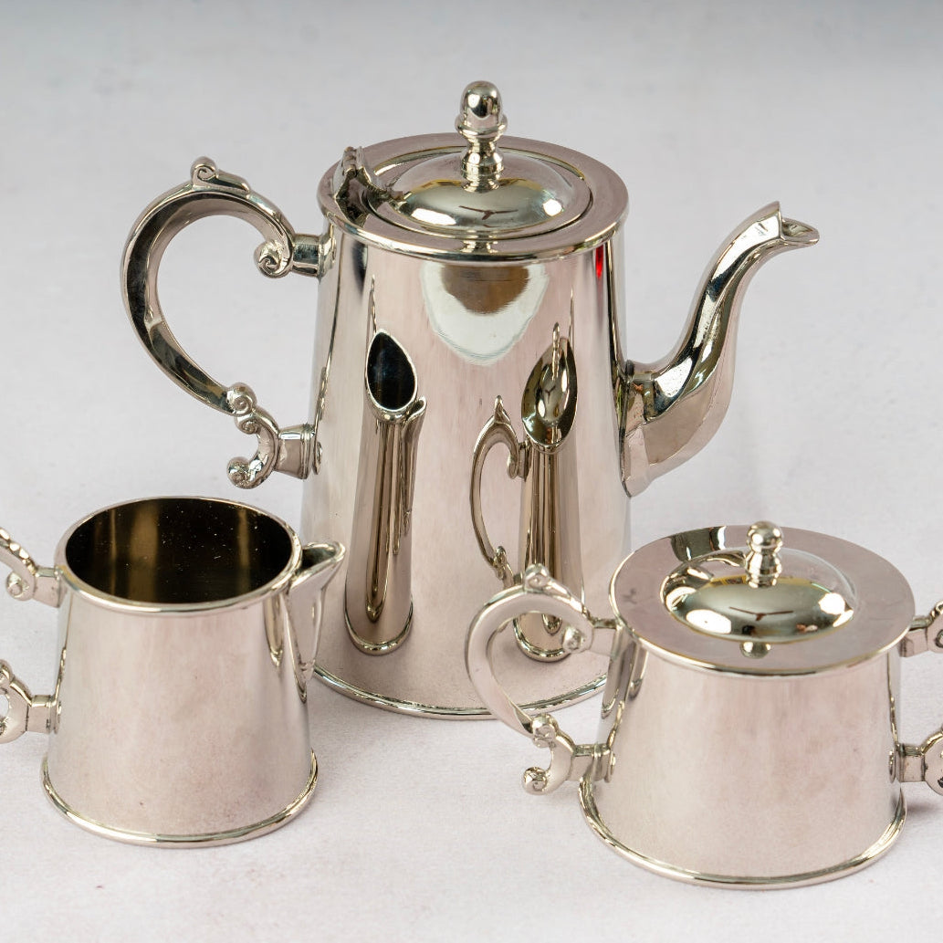 The Raj Court Tea Set