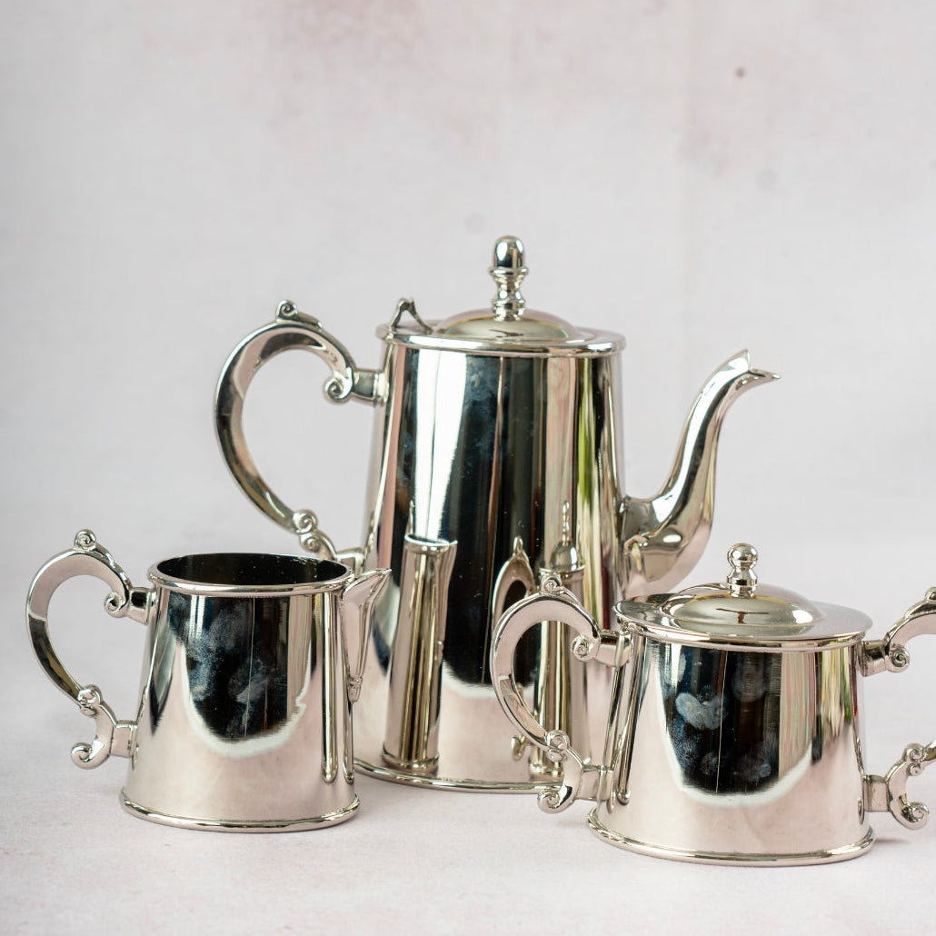 The Raj Court Tea Set