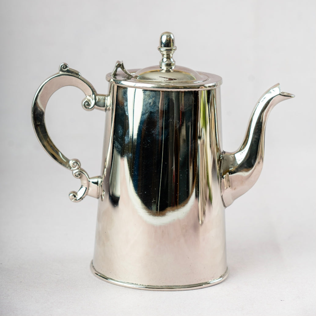 The Raj Court Tea Set