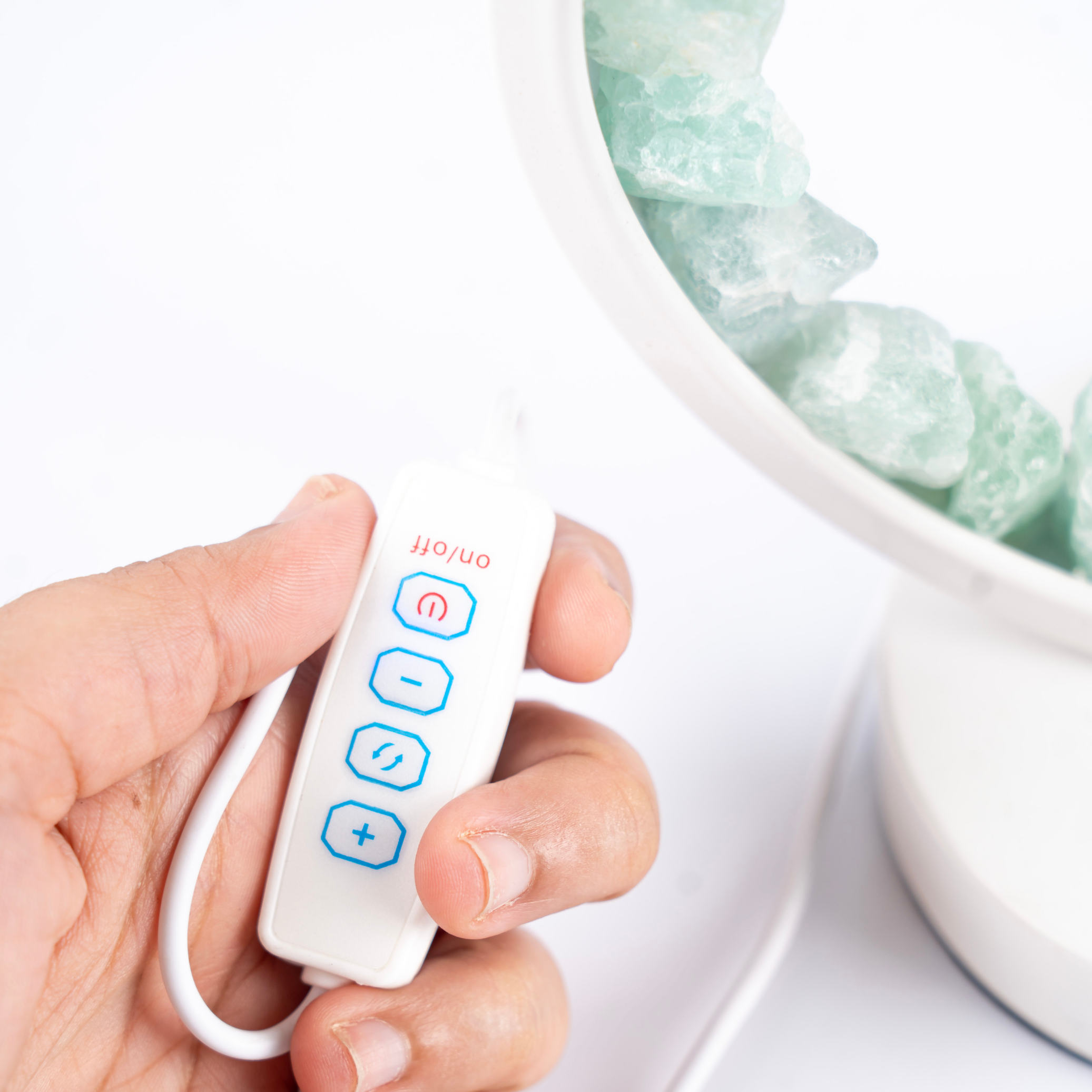 “Glow of Abundance” – Green Aventurine Crystal Lamp