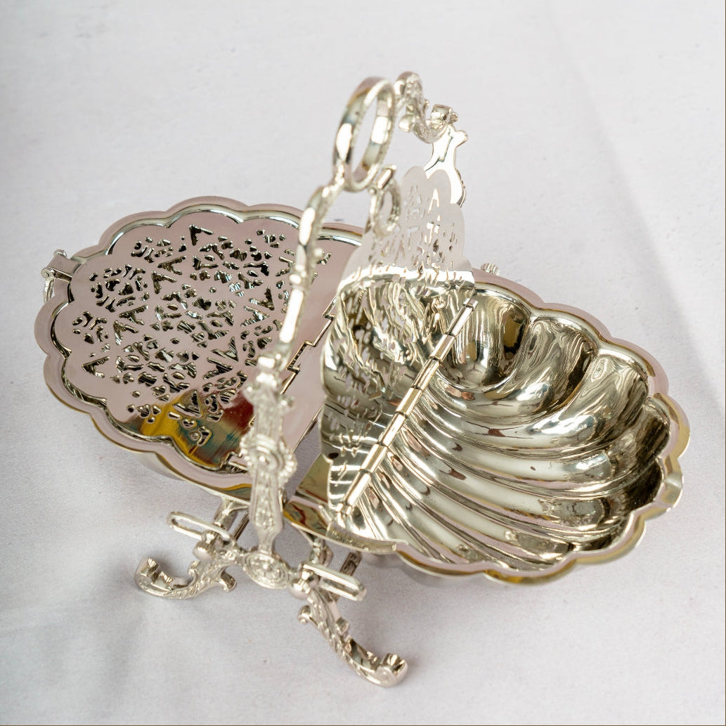 Victorian Biscuit Chest