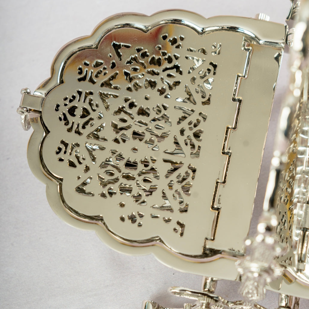 Victorian Biscuit Chest