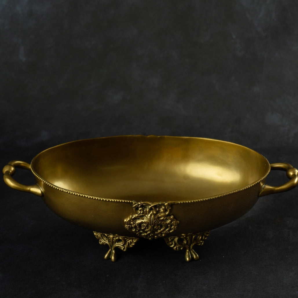 The Regal Crest Basket