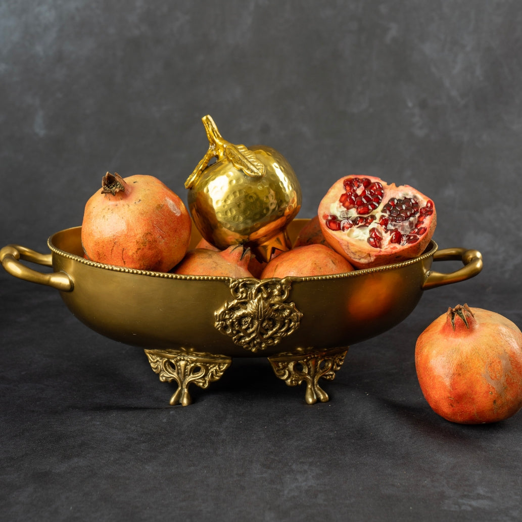 The Regal Crest Basket